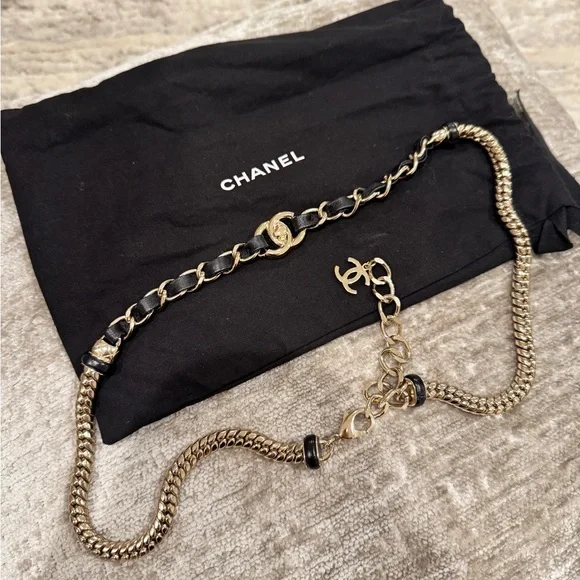 CHANEL Black and Gold Chain Accessory CHANEL Vintage 93P CC Logo Chain Belt Accessory Gold Metal  main image 2